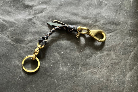 Shell Cordovan Stubby Braided Lanyard