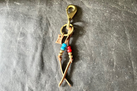 Shell Cordovan Laced Key Clip